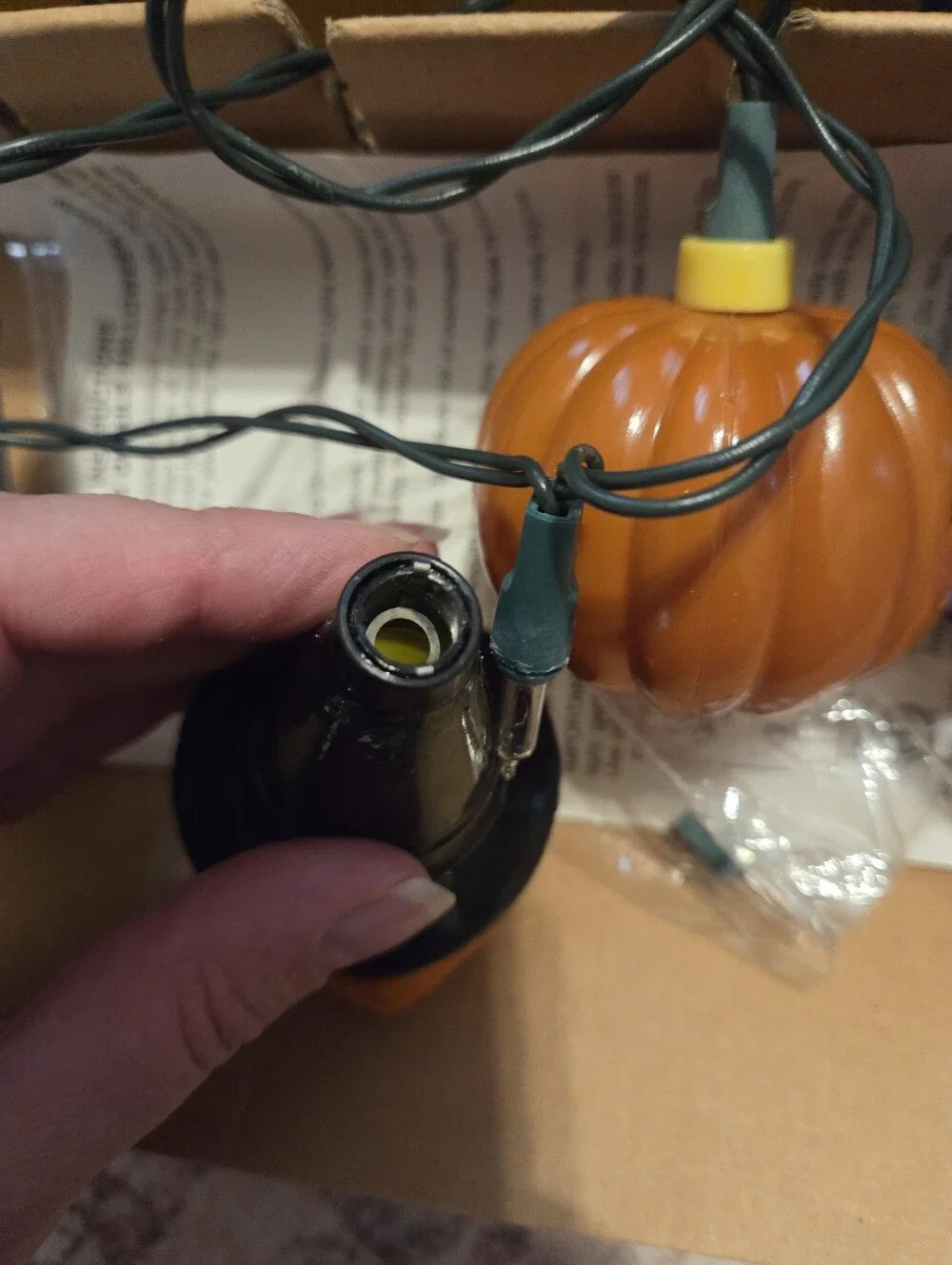 Vtg Avon Glowing Ghouls Halloween Lights